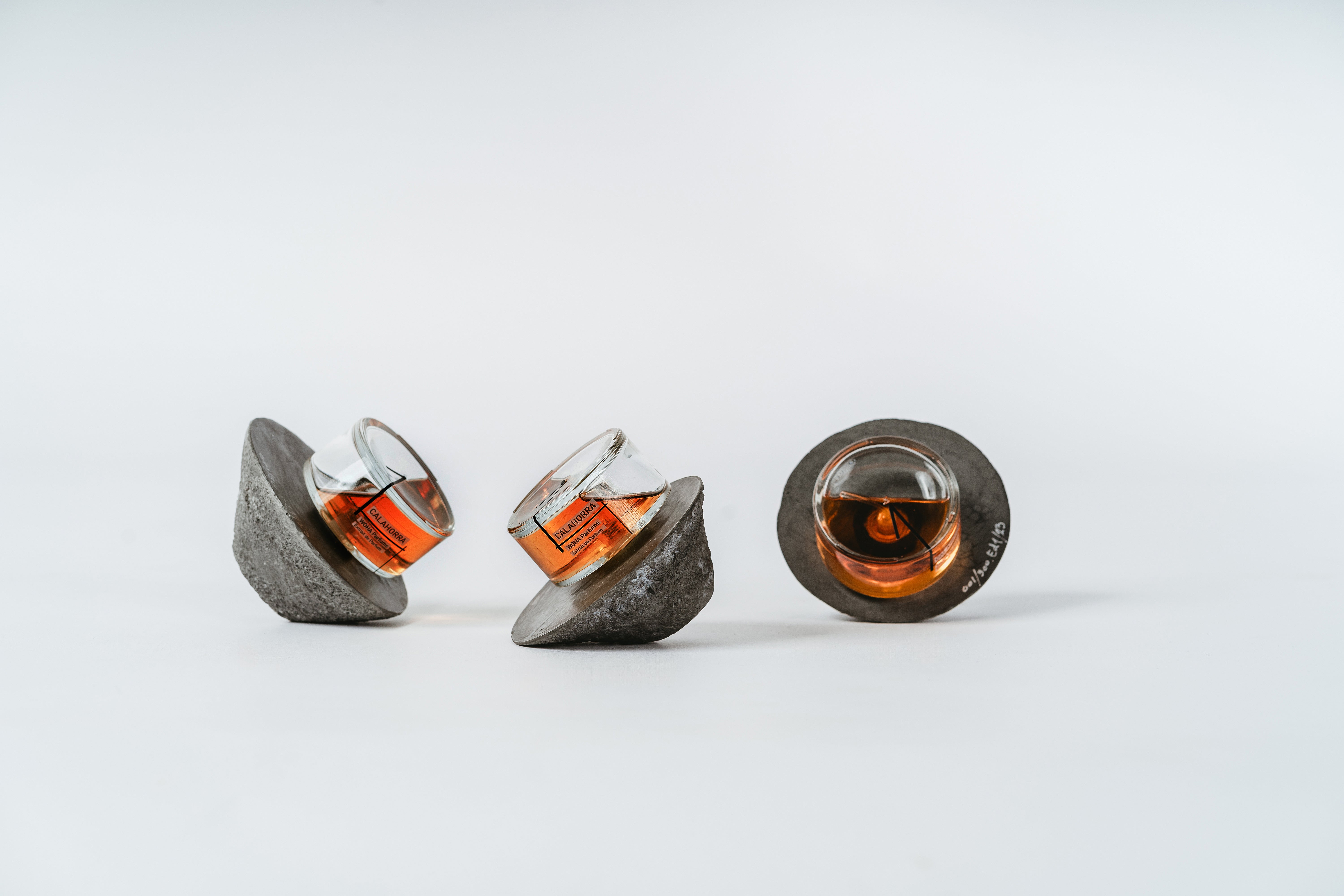 https://gallerybyflo.com/products/tu-es-petrus?_pos=1&_psq=tu+es&_ss=e&_v=1.0 Woha Perfumes  Callahora